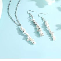 Beyaz Havlit Doğaltaş Kolye ve Küpe Seti