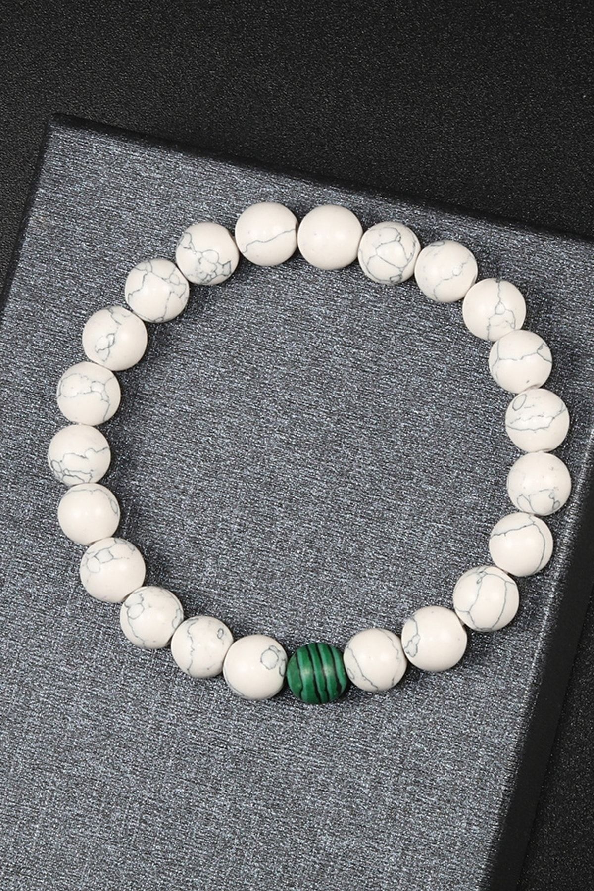 Yeşil Malahit Taşlı Beyaz Havlit Doğaltaş Kadın Bileklik - Görsel 2